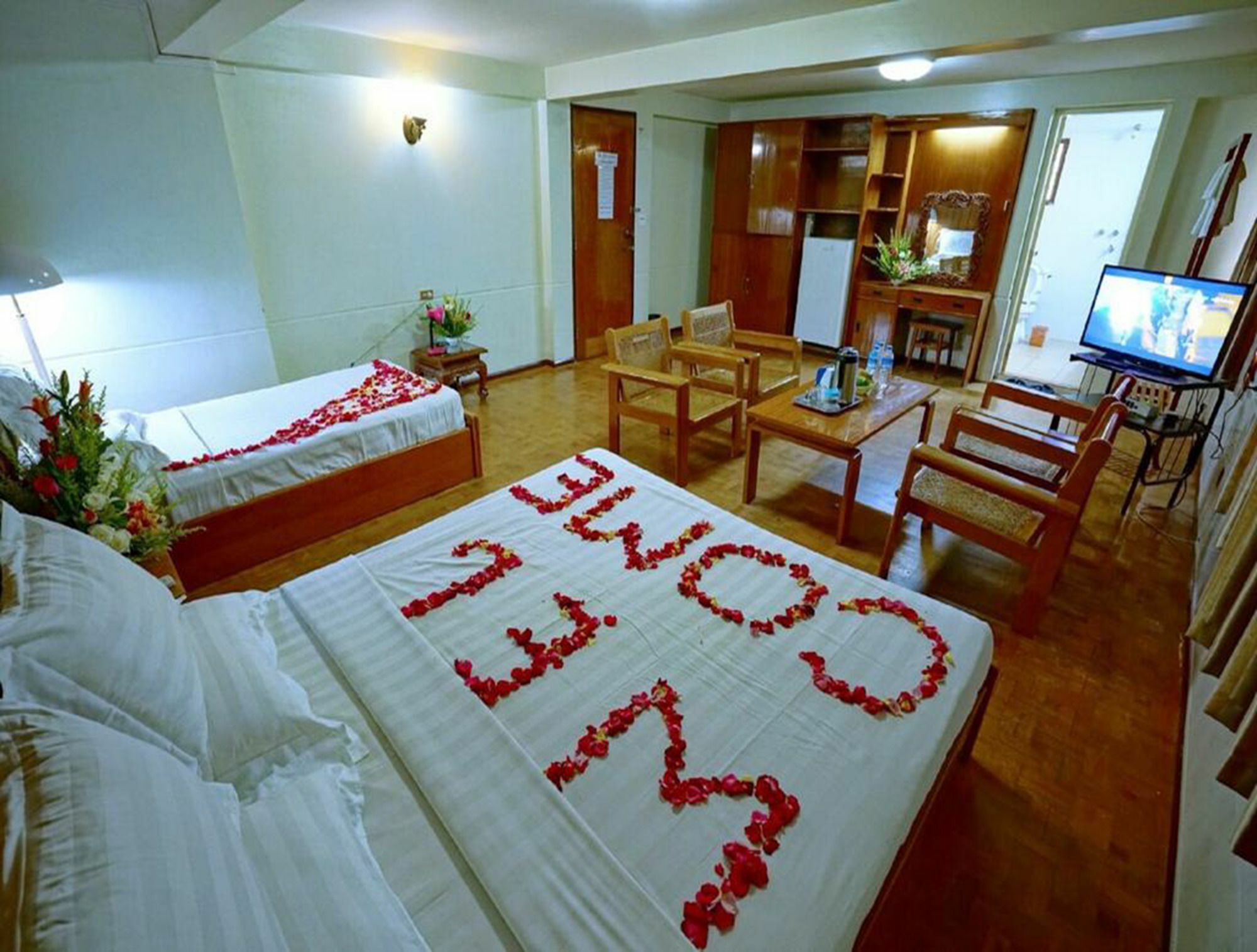 Taim Phyu Hotel Мандалай Экстерьер фото