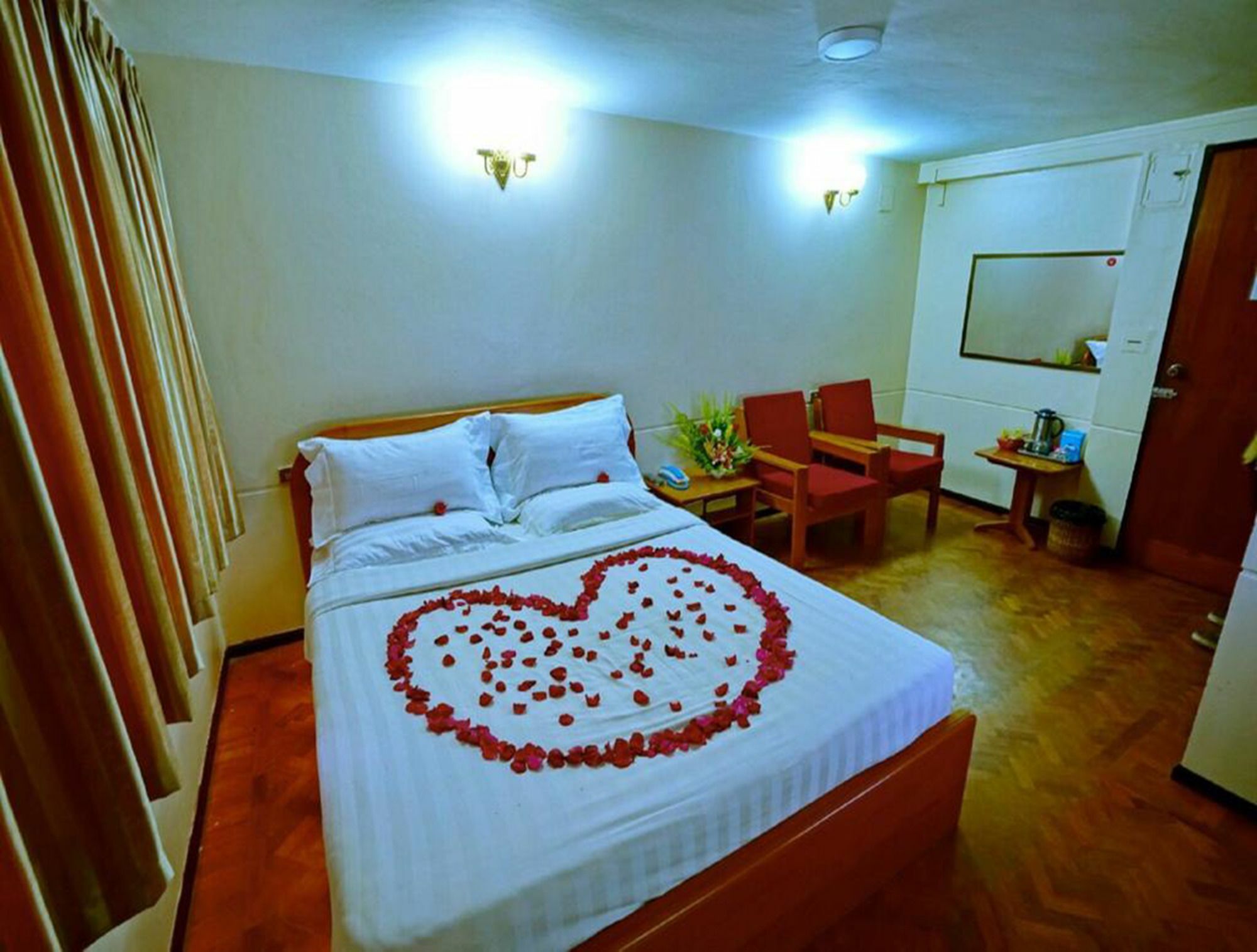 Taim Phyu Hotel Мандалай Экстерьер фото